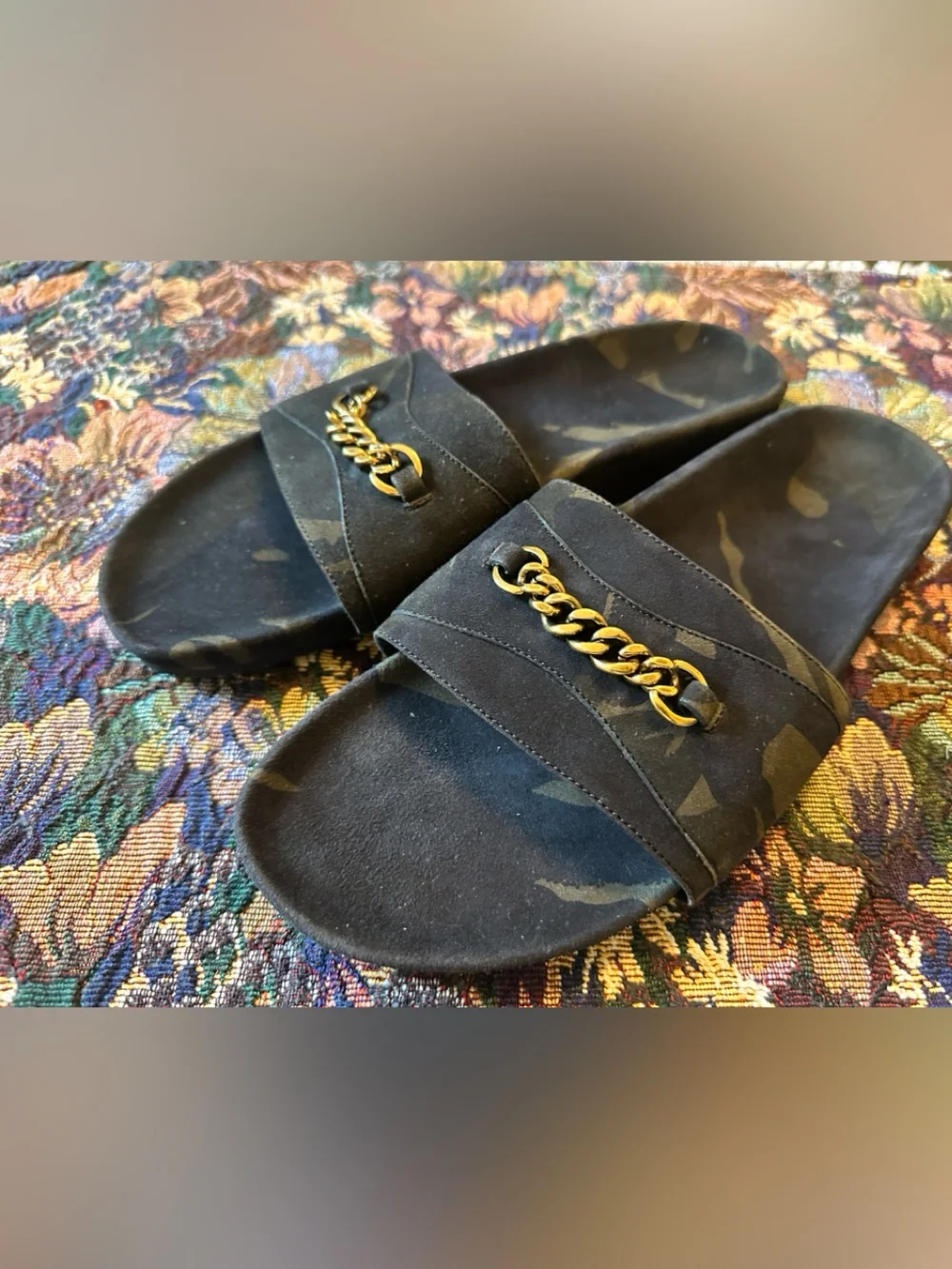 Tom Ford Camouflage Suede Olive Green Gold Chain Accent Men’s Sandals Size 11 T